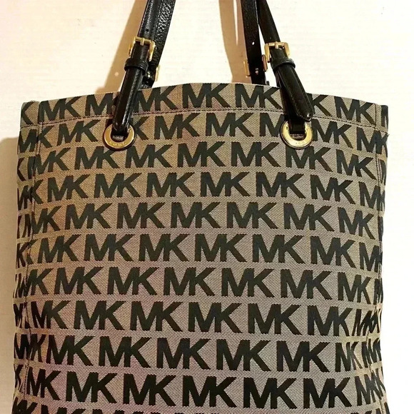 Michael kors MK signature print canvas tote handbag - Picture 9 of 11